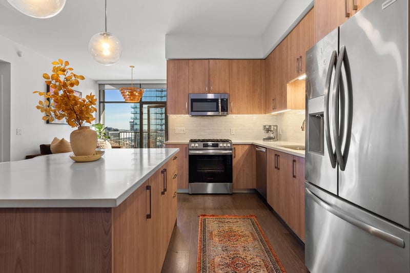 1212 Demonbreun St #1606, Nashville, TN 37203