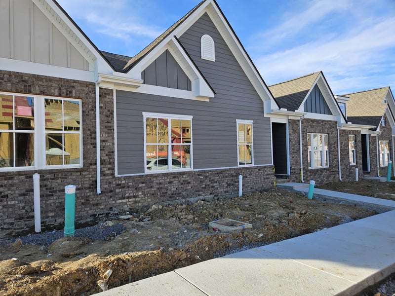 403 W Stonehaus Crossing, Antioch, TN 37013