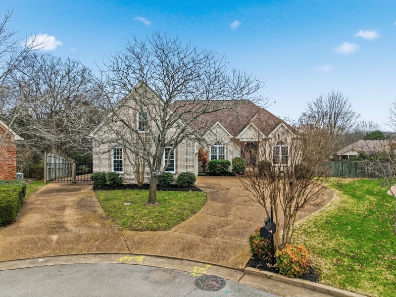 132 Windchase Rn, Hermitage, TN 37076