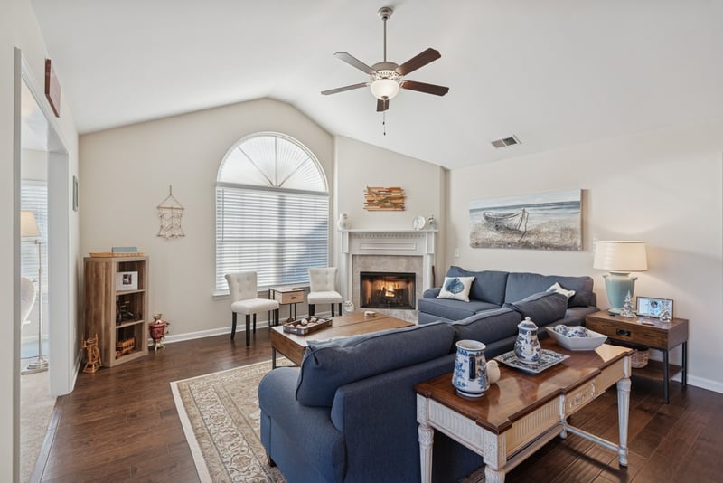 825 S Browns Ln #901, Gallatin, TN 37066