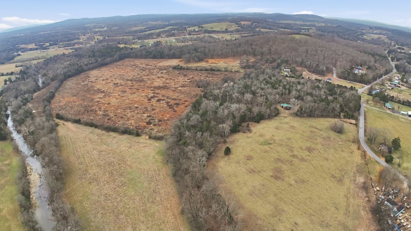 1389 Beasleys Bend Rd, Lebanon, TN 37087