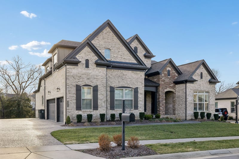 1137 Mcclellan Ln, Nolensville, TN 37135