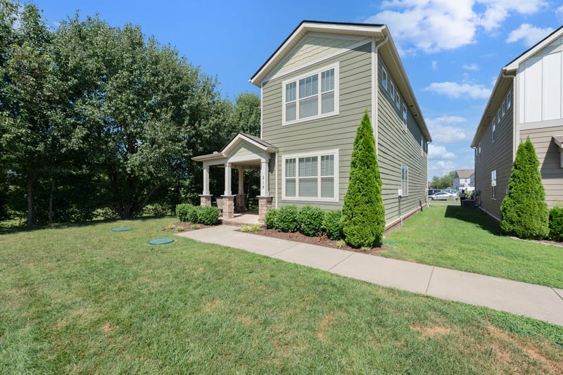 219 Manor Row, Pleasant View, TN 37146