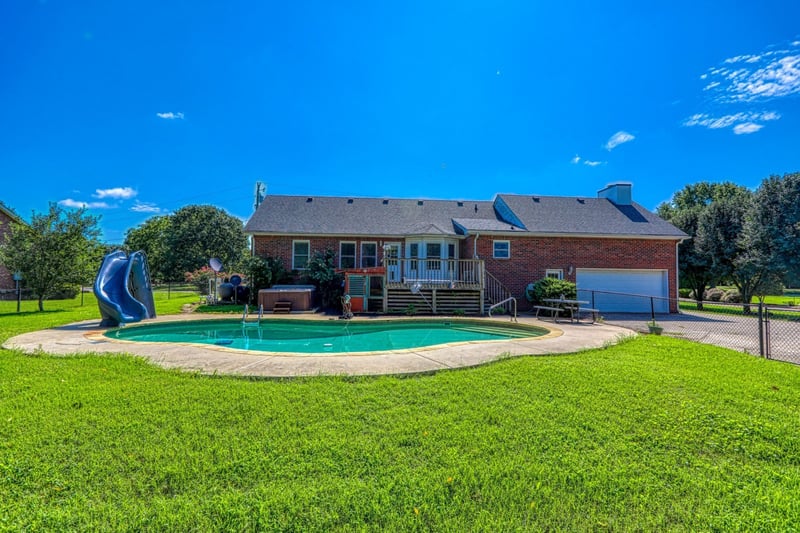 229 Shady Ln, White House, TN 37188