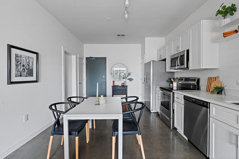 1900 12th Ave #212, Nashville, TN 37203