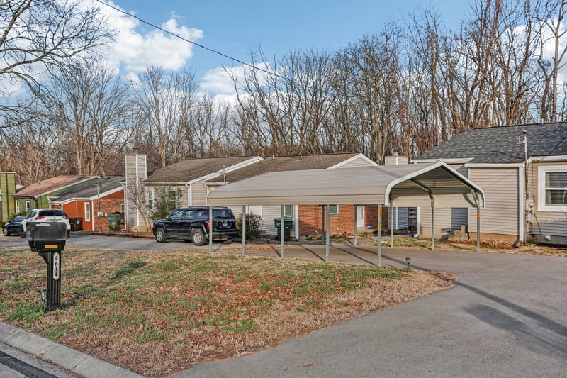 4614 Woodside Dr, Old Hickory, TN 37138