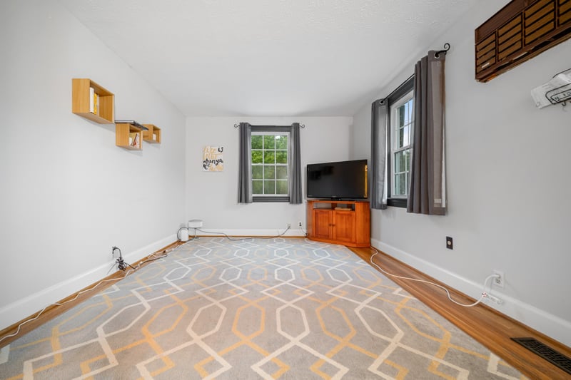 1219 Saturn Dr, Nashville, TN 37217