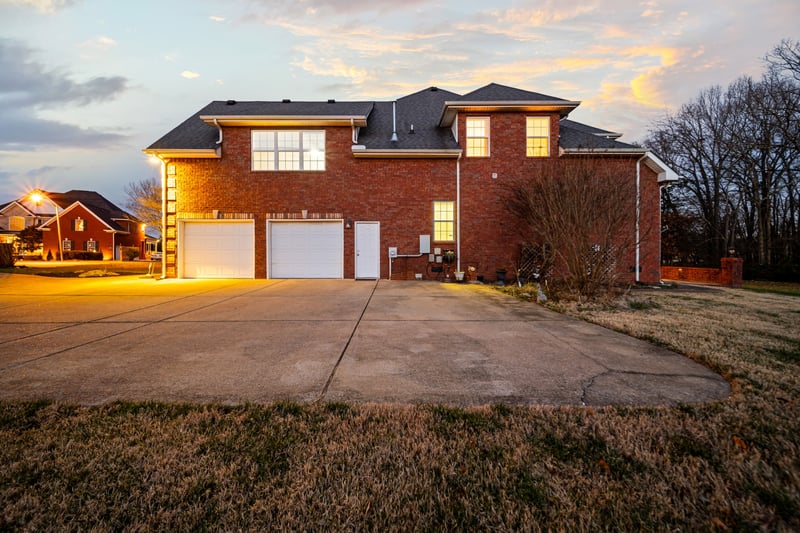 2310 Higgins Ln, Murfreesboro, TN 37130