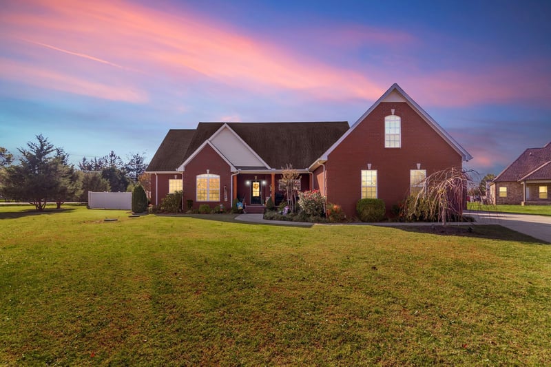 1017 Crowell Dr, Christiana, TN 37037