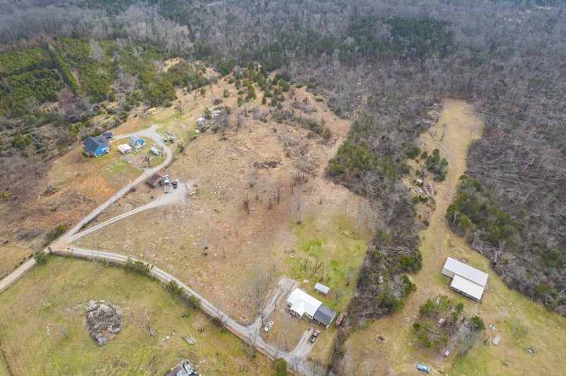 5036 Kedron Rd, Columbia, TN 38401