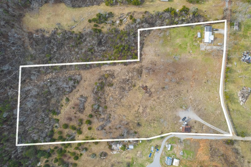 5036 Kedron Rd, Columbia, TN 38401