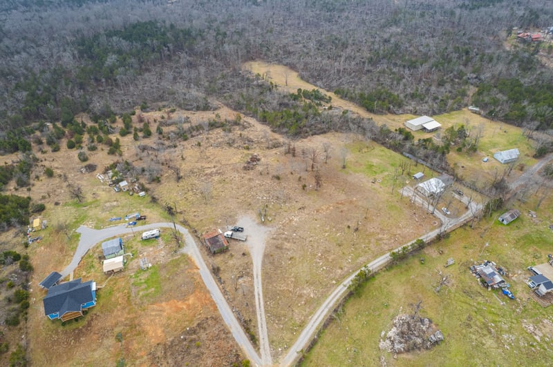 5036 Kedron Rd, Columbia, TN 38401