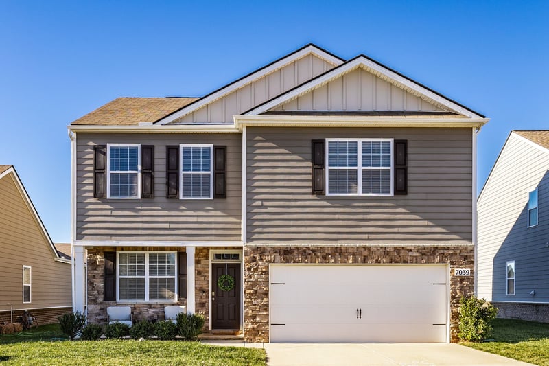 7039 Sunny Parks Dr, White House, TN 37188