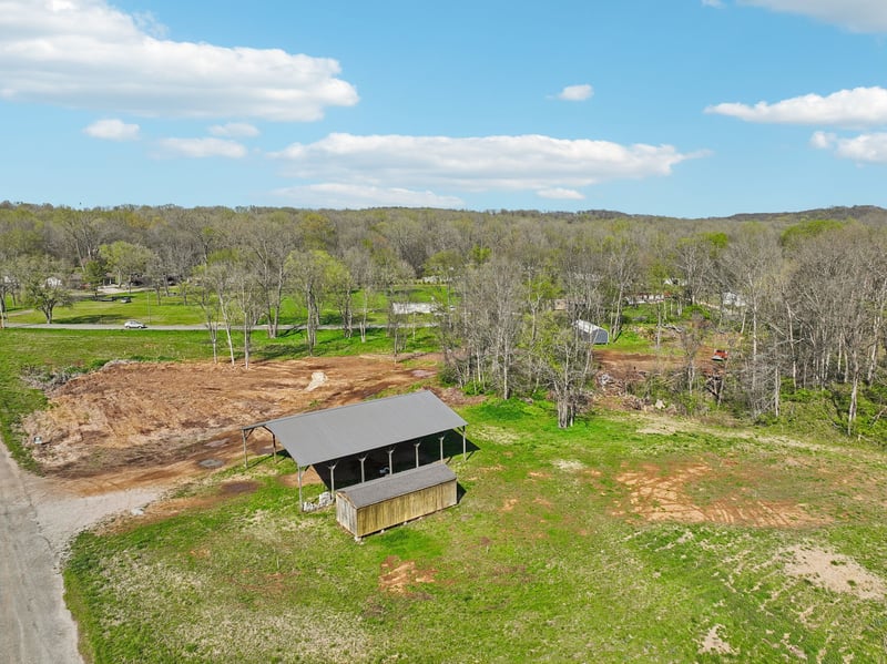 7919 Golf Club Rd, Mount Pleasant, TN 38474
