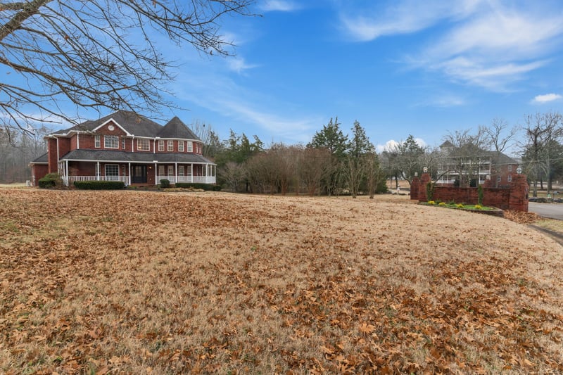 111 Rea Dr, Hermitage, TN 37076