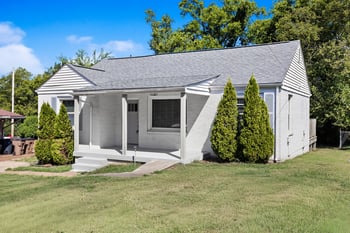 613 Youngs Ln, Nashville, TN 37207