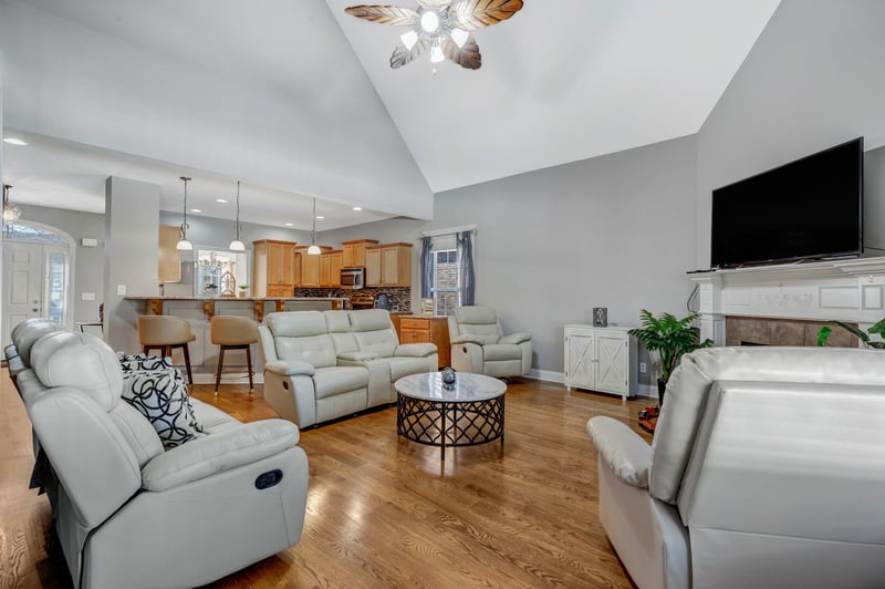 1328 Sam Houston Ave, Murfreesboro, TN 37129