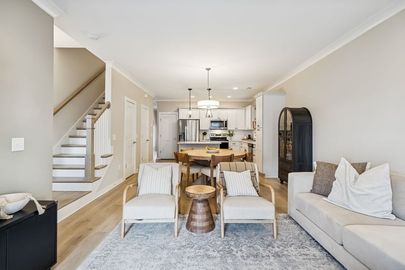 969 Ashland Place Dr, Nashville, TN 37218