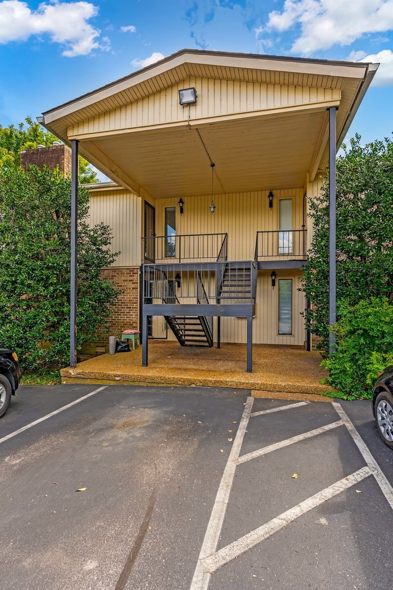 2116 Hobbs Rd #N19, Nashville, TN 37215