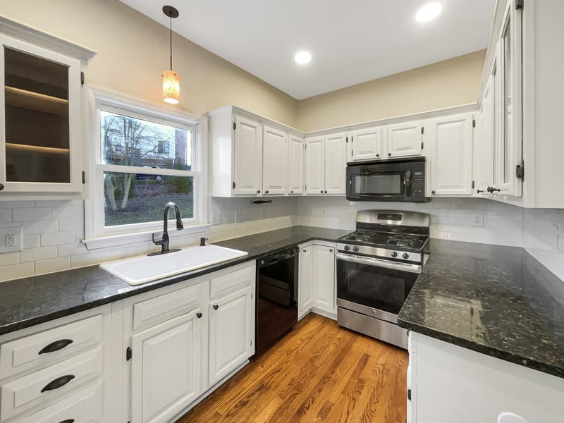 8432 Indian Hills Dr, Nashville, TN 37221