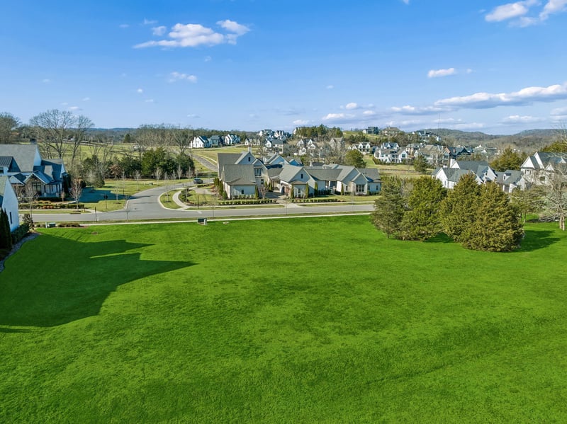 8159 Heirloom Blvd, College Grove, TN 37046