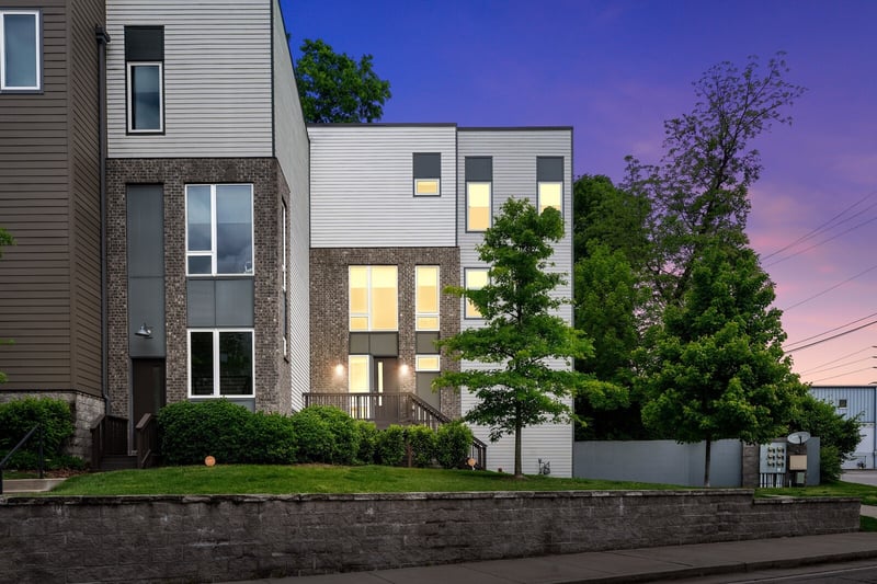 2711 Biloxi Ave, Nashville, TN 37204