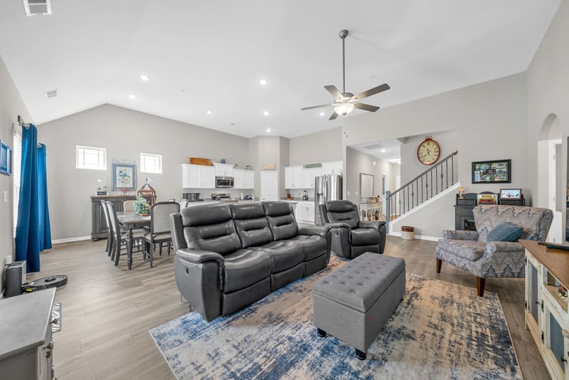 430 Clayton Ct, Pleasant View, TN 37146