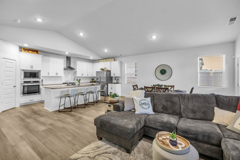 635 Snap Dragon Ln, Hendersonville, TN 37075