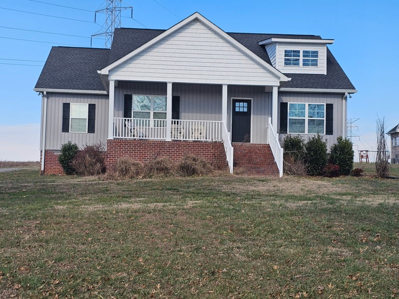 920 Armstrong Rd, Castalian Springs, TN 37031