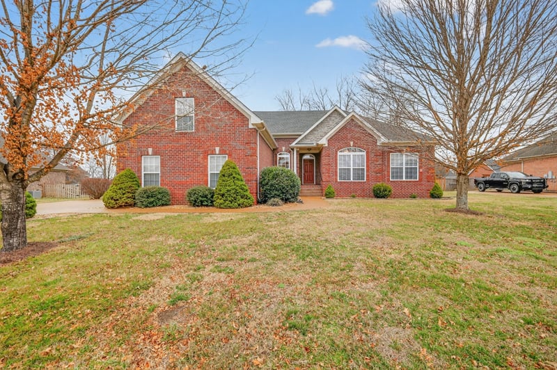 1032 Grider Dr, Gallatin, TN 37066