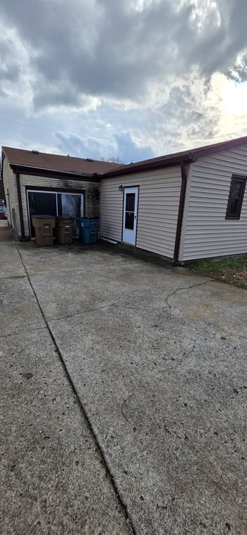 718 Vanderhorst Dr, Nashville, TN 37207