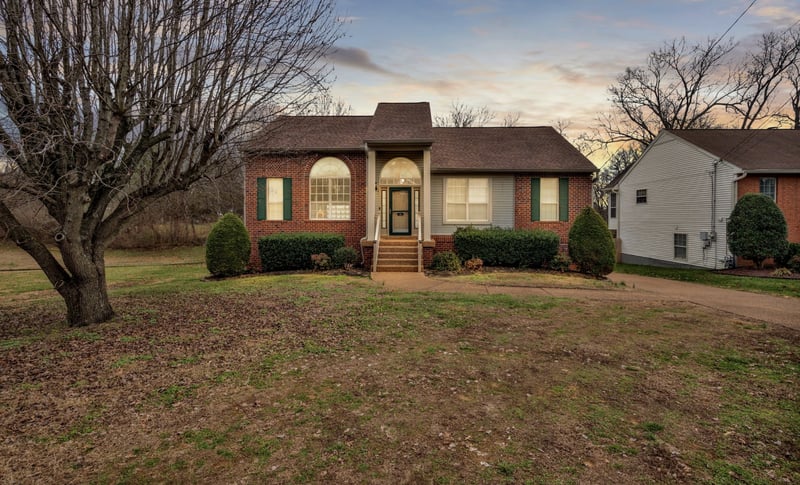 161 E Harbor, Hendersonville, TN 37075