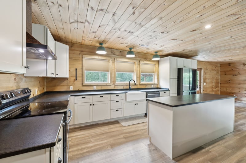 1785 St John Rd, Lascassas, TN 37085