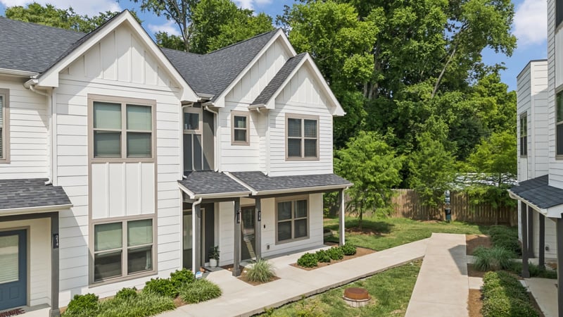 218 Thompson Park Dr, Nashville, TN 37211