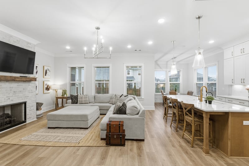 1065 Pine Creek Dr, Arrington, TN 37014