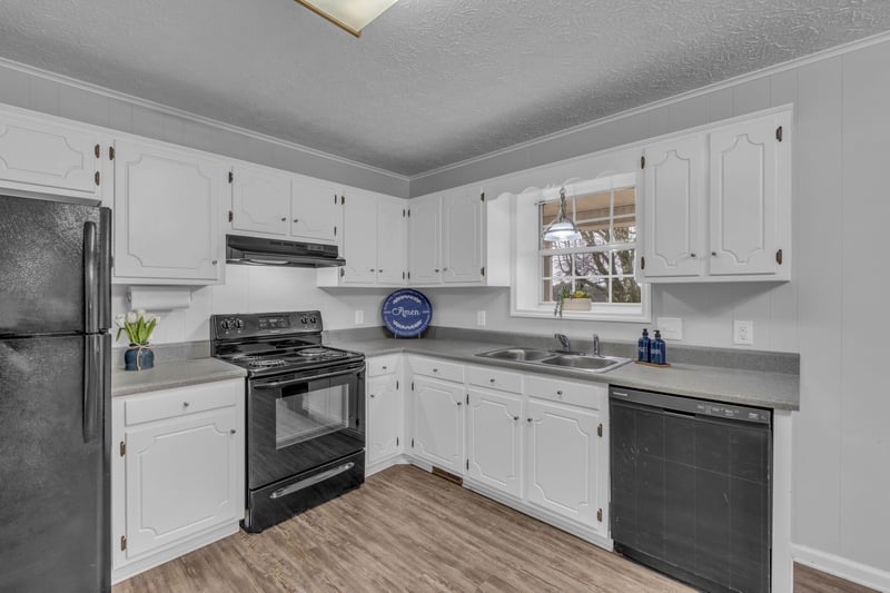 210 Westlynn Dr, Lebanon, TN 37087