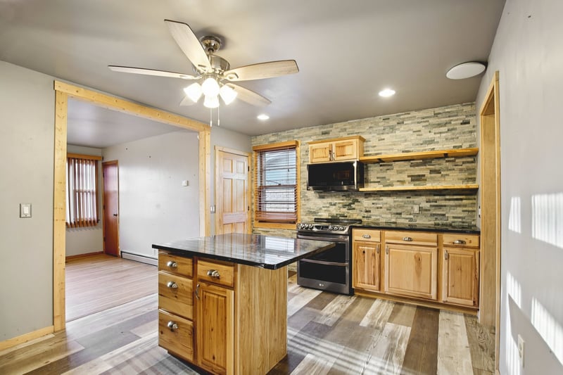 2701 Combs Dr, Nashville, TN 37207