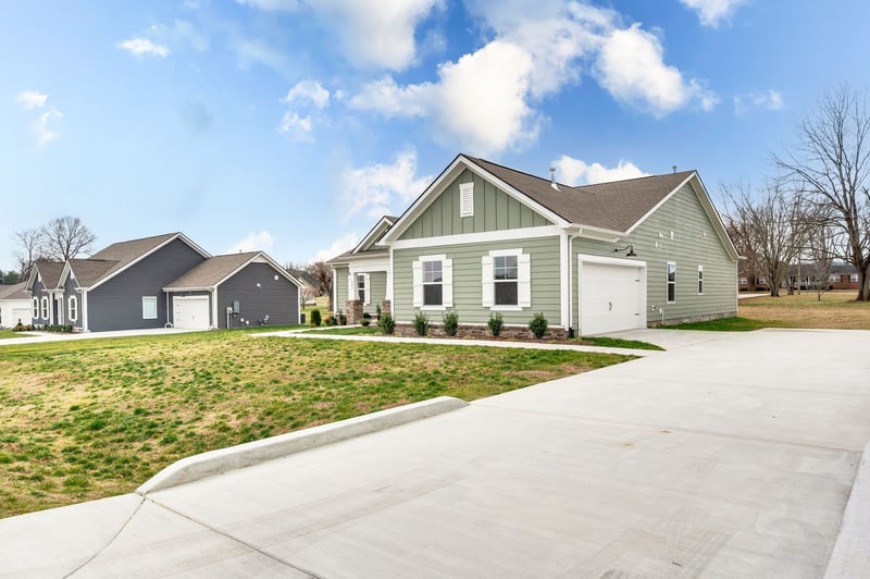 622 Brookside Dr, Mount Pleasant, TN 38474