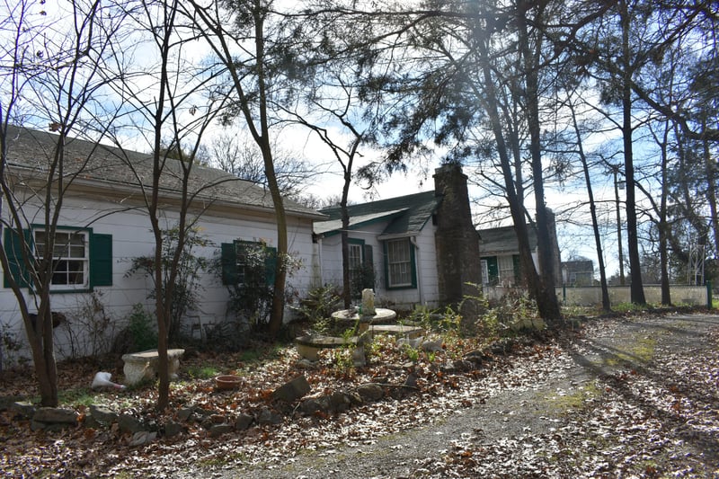 209 Hillcrest Dr, Madison, TN 37115