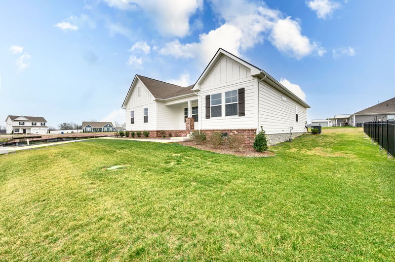 702 Larry Cir, Mount Pleasant, TN 38474