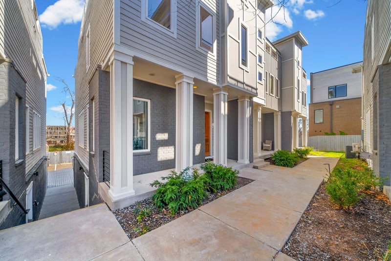 1240 2nd Ave #10, Nashville, TN 37210