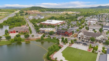 6030 Keats St #102, Franklin, TN 37064