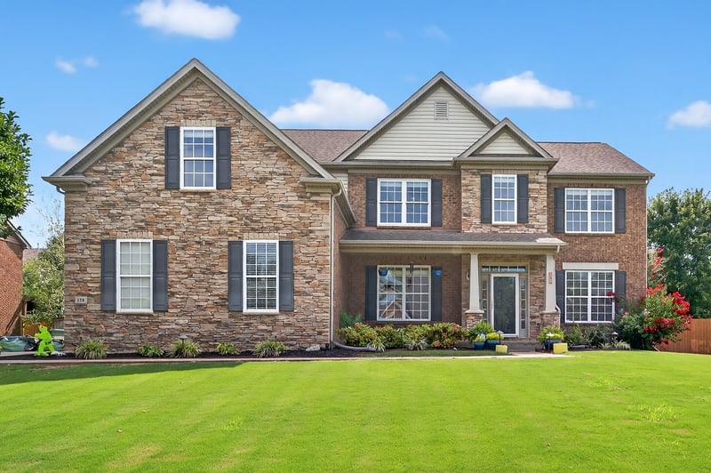 128 Rock Castle Dr, Lebanon, TN 37087