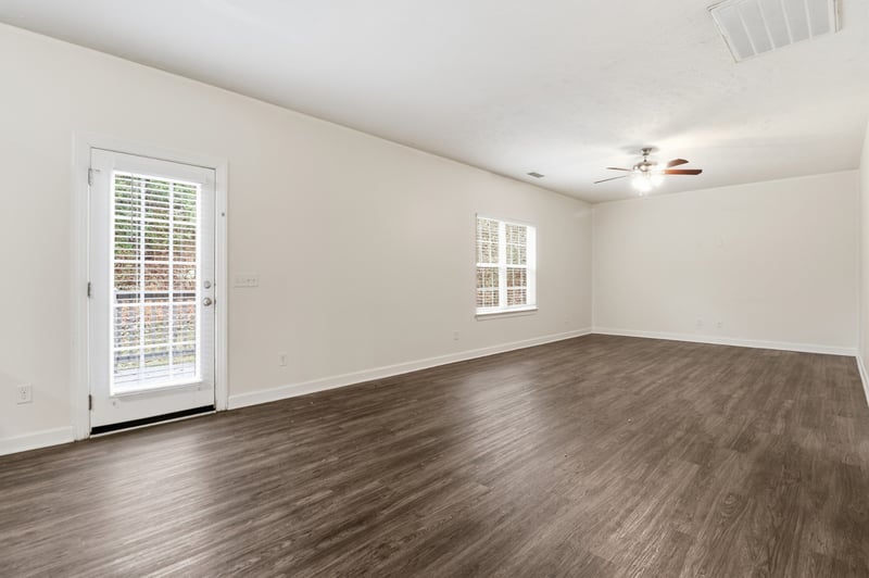 1409 Napa Pt, Antioch, TN 37013