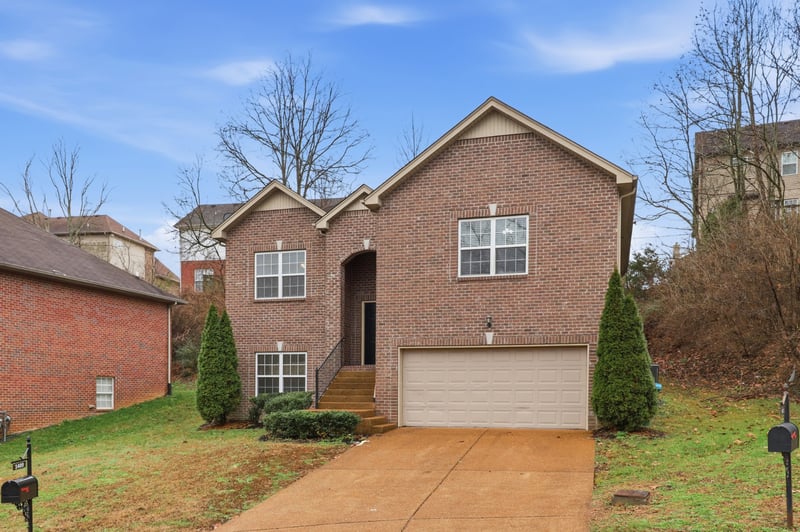 1409 Napa Pt, Antioch, TN 37013