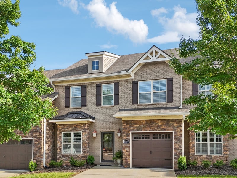 3238 Blue Sky Dr, Murfreesboro, TN 37130