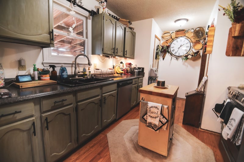 2318 Huckaby Rd, Columbia, TN 38401