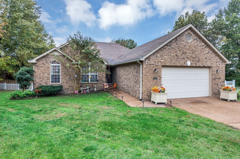 5917 Banning Cir, Antioch, TN 37013