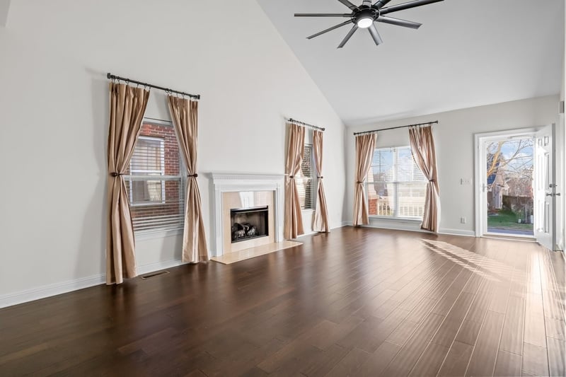 7020 Bridgeport Dr, Nashville, TN 37221