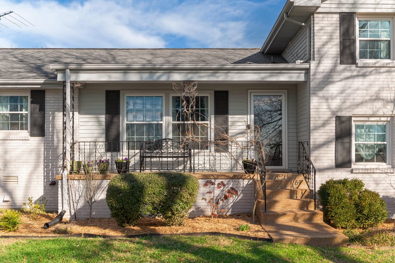 9576 Mullens Rd, Arrington, TN 37014